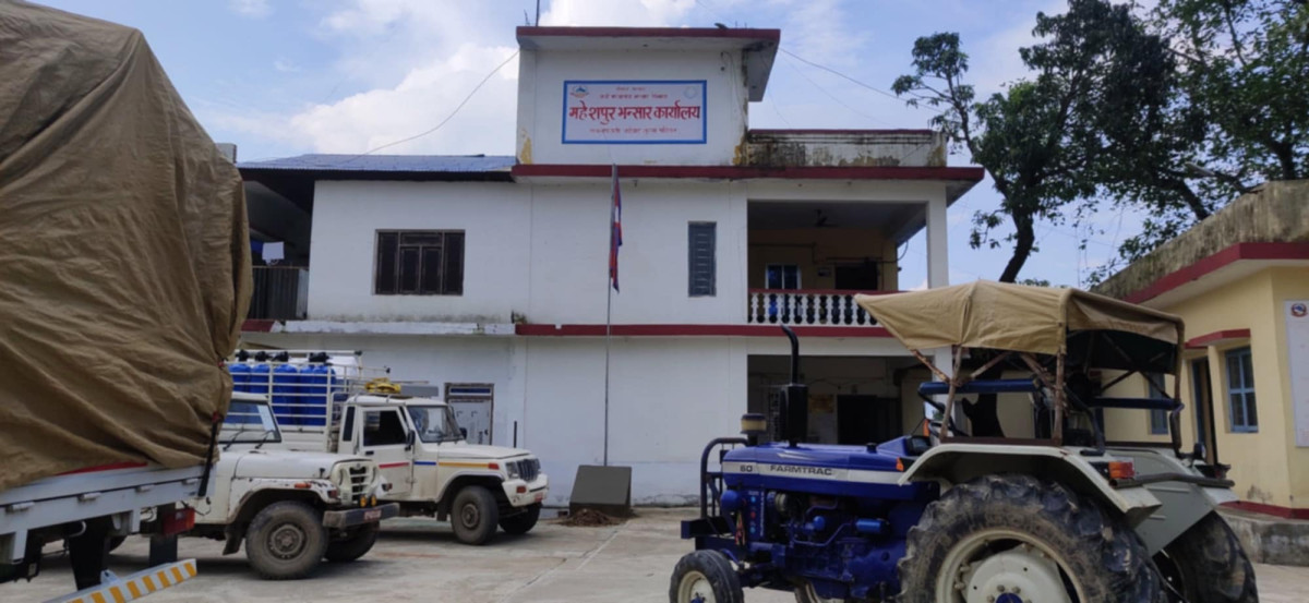 महेशपुर भन्सारले आर्थिक बर्ष १५ करोड ११ लाख ८० हजार राजश्व संकलन लक्ष्यको ९२ दशमलव ४१ प्रतिशत राजस्व