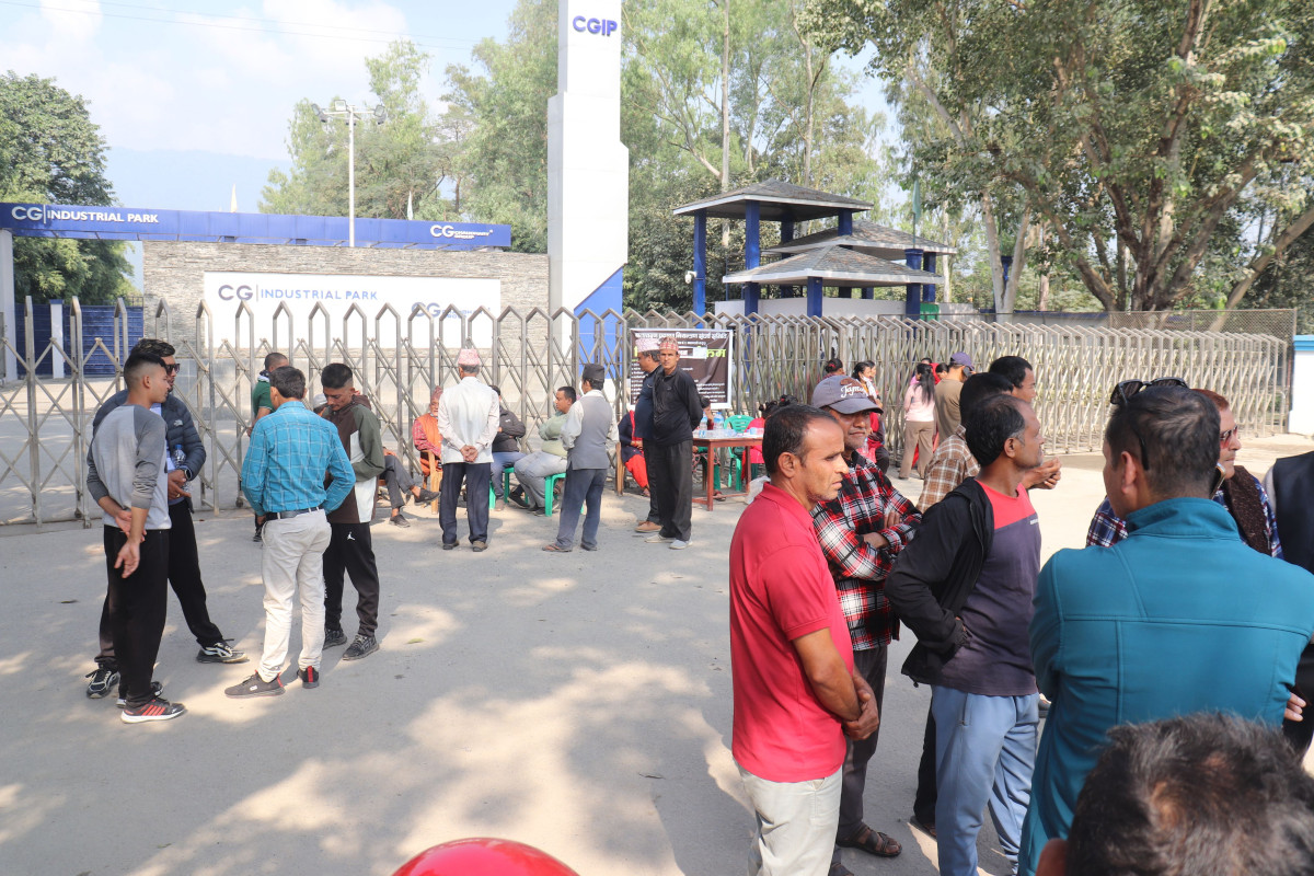 चौधरी उद्योगमा लागेको ताला खुल्यो