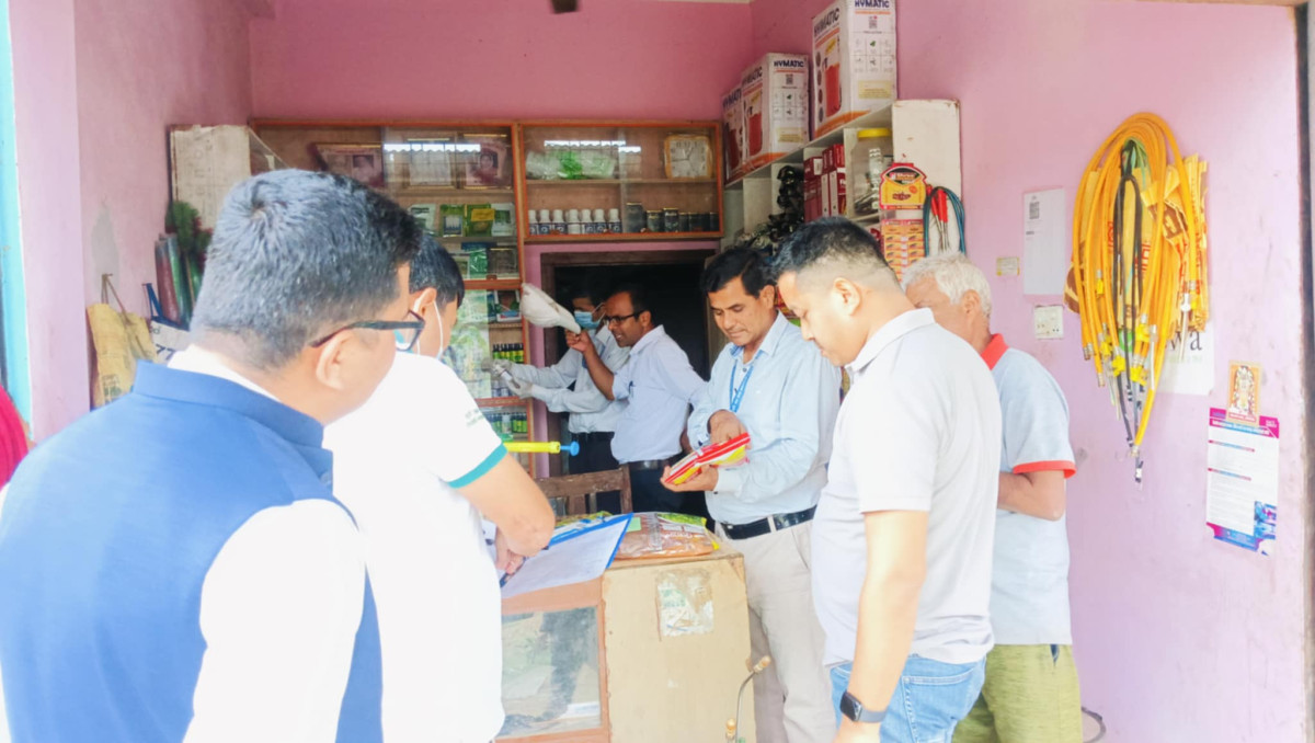 कृषि ज्ञान केन्द्र नवलपरासीद्धारा  एग्रोभेट सहकारीहरुमा अनुगमन