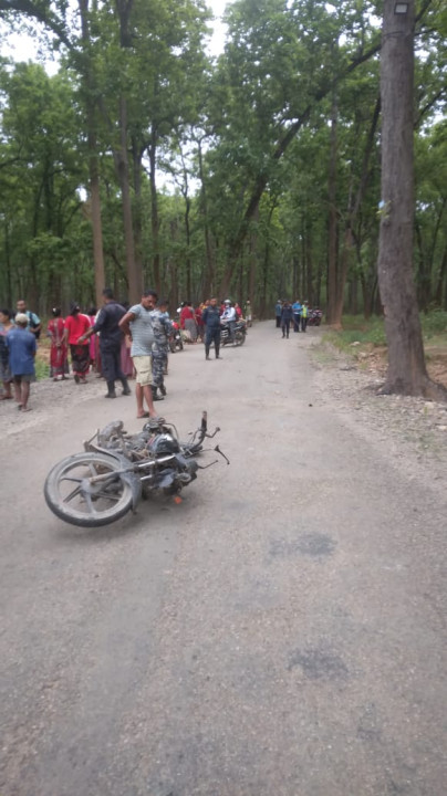 नवलपुरमा मोटरसाईकल दूर्घटना, दुईको मृत्यु